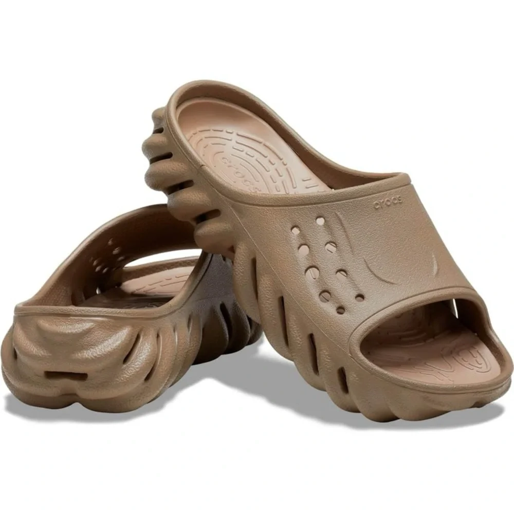 CROCS | Unisex Tan ‘Tumbleweed’ Echo Slide Shoes Mens size 8 Women’s Size 10